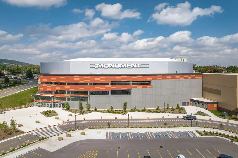 Exterior view of the Monument Summit Arena in Rapid City, SD