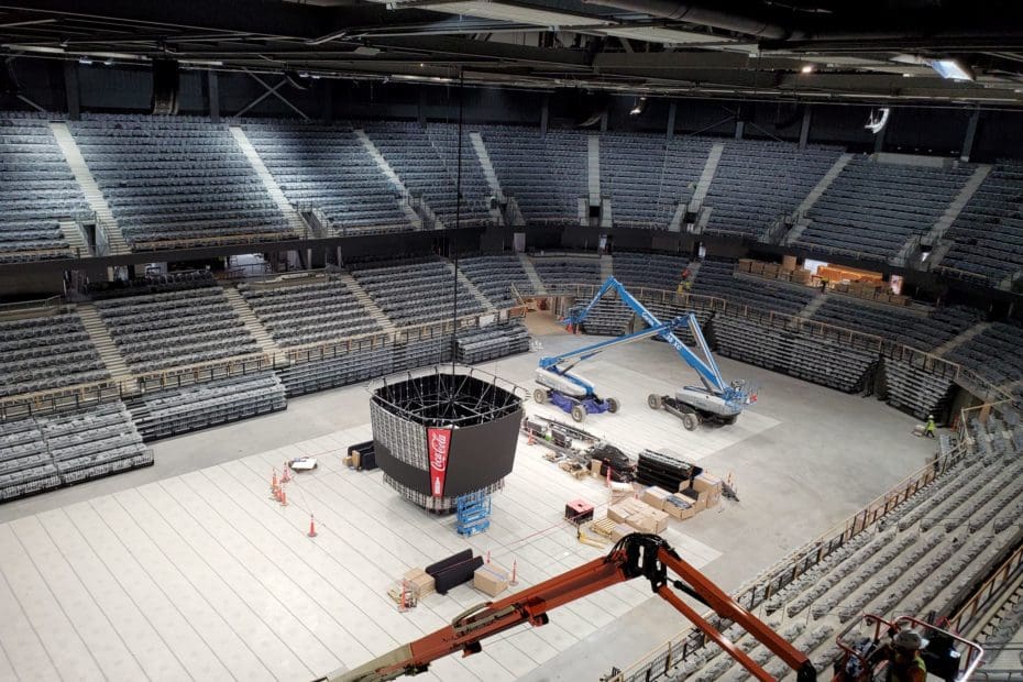 Summit arena